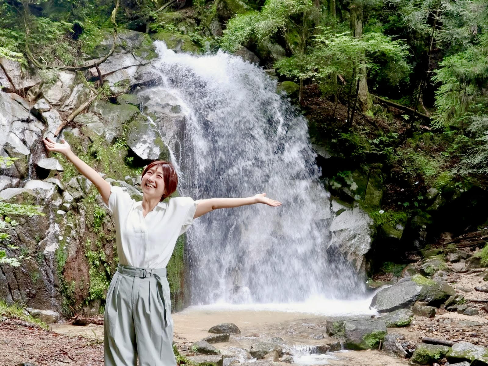 滝壷 真夏のオアシス「寿老の滝」 | グッドローカルえな